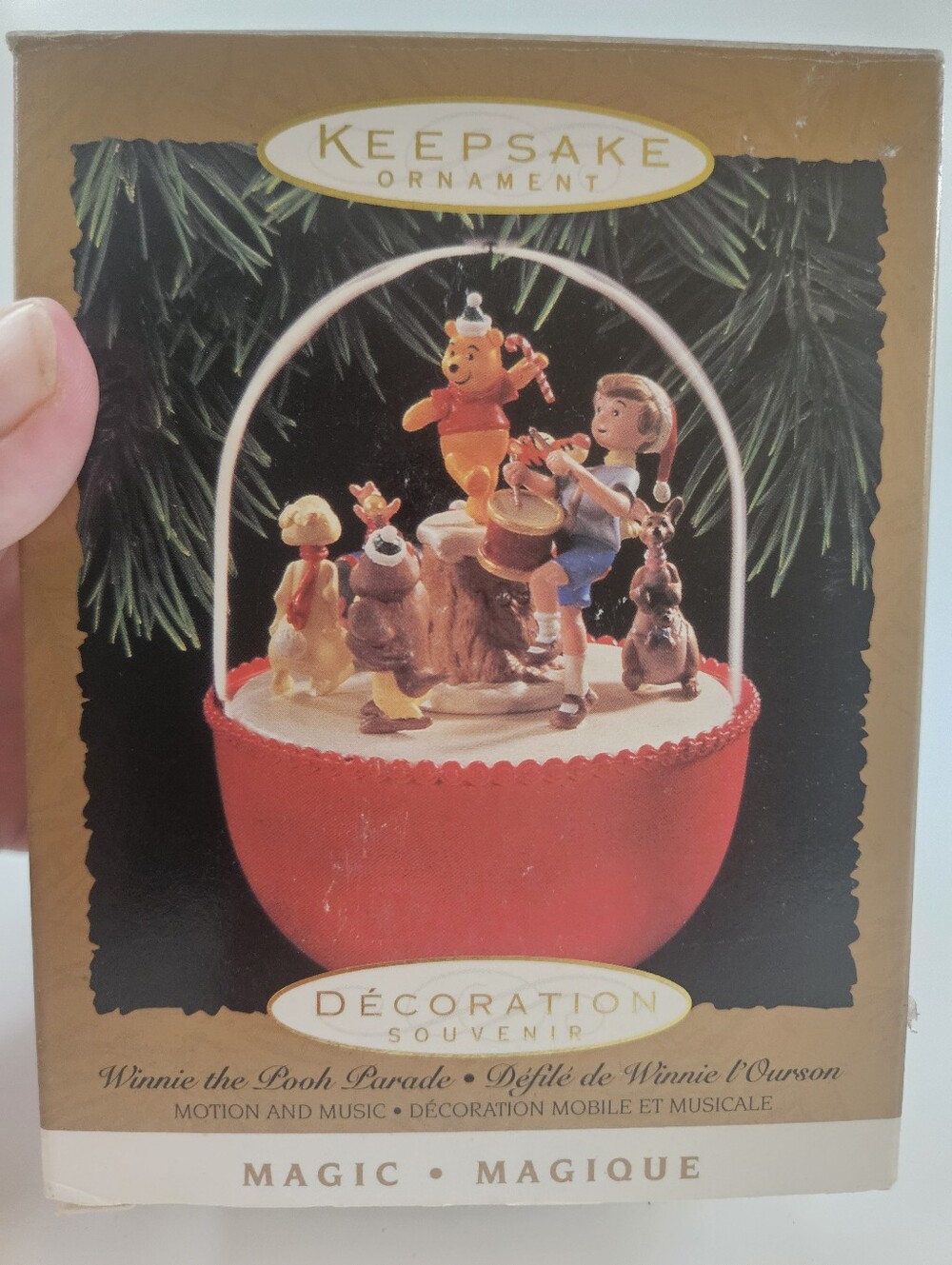 Hallmark Ornament, WINNIE the POOH PARADE, Music & Motion, 1994, QLX749-3